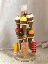 Φόρτωση εικόνας στο εργαλείο προβολής Συλλογής, Παιδικό σταντ με παγωτά, ξύλινο παιχνίδι ρόλων με 16 τεμάχια, Luigi παγωτά
